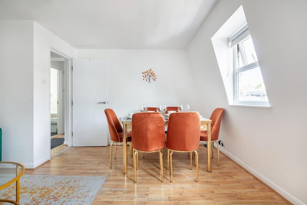 Bright N' Charming Air Conditioned Two Bed In Heart Of * London